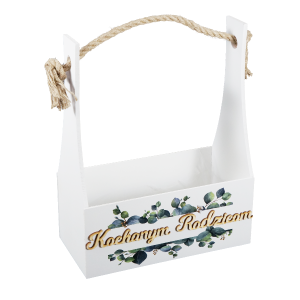 Biała drewniana skrzynka prezentowa na podziękowanie dla rodziców o wymiarach 35x28x14 cm. Posiada jednostronny nadruk roślinny i wygodny uchwyt ze sznura na górze.