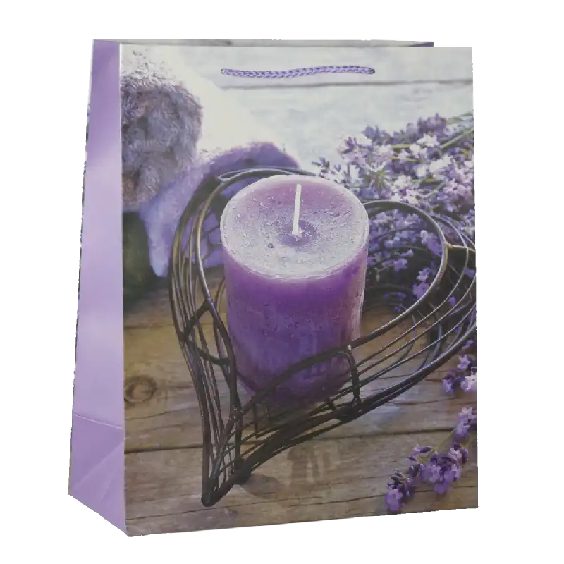 Torebka prezentowa dla niej 31x26x12 cm z nadrukiem fioletowej świecy i lawendy. Eleganckie opakowanie na upominki.