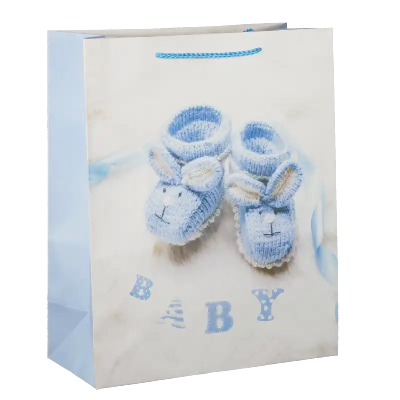 Torebka prezentowa dla dzieci o wymiarach 32x26x12 cm z nadrukiem niebieskich bucików. Posiada dwa uchwyty z tasiemki, idealna na upominki na narodziny dziecka, urodziny lub chrzest.