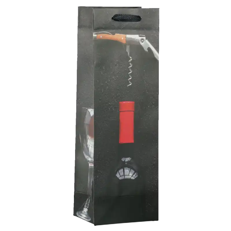 Torebka prezentowa na wino 36x12x9 cm z nadrukiem butelki i korkociągu. Model ze sznurkowym uchwytem i wzmocnionym dnem w ujęciu frontalnym.