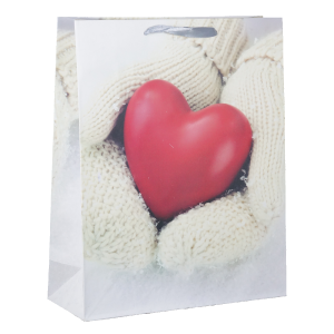 Prezentacja papierowej torby upominkowej z nadrukiem zimowego motywu z sercem. Produkt posiada wymiary 32x26x10 cm i praktyczne szare uchwyty.