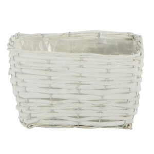 Prostokątna osłonka na kwiaty wykonana z białej wikliny w pełnym wymiarze 26 cm. Uniwersalny design pasujący do nowoczesnych i tradycyjnych aranżacji.
