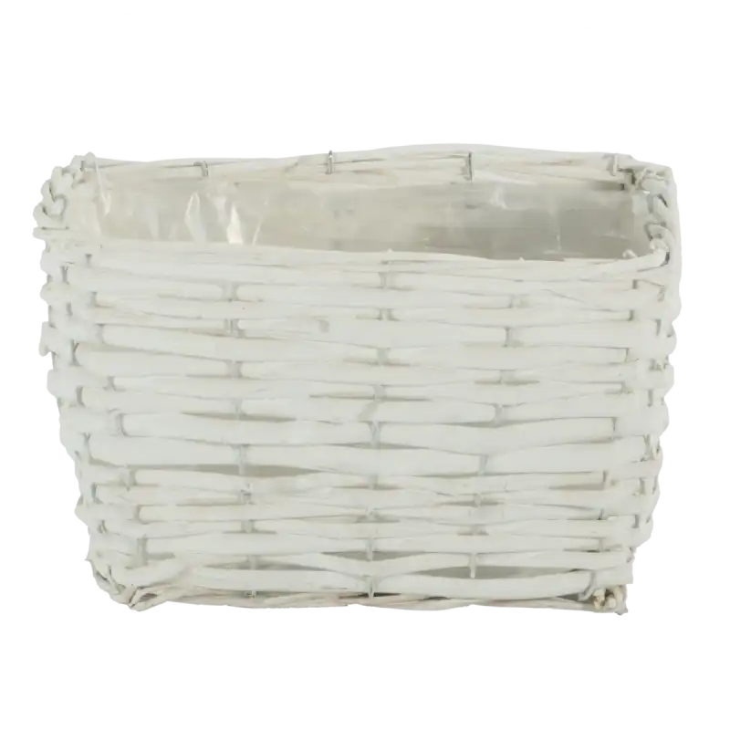 Prostokątna osłonka na kwiaty wykonana z białej wikliny w pełnym wymiarze 26 cm. Uniwersalny design pasujący do nowoczesnych i tradycyjnych aranżacji.
