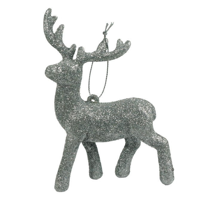 Srebrny renifer zawieszka 13 cm pokryty brokatem. Elegancka figurka z tworzywa, która pięknie odbija światło, idealna do bożonarodzeniowych dekoracji i stroików.