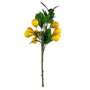 Gałązka z gruszkami 48 cm w ujęciu lekko z boku, ukazującym naturalne ułożenie owoców i listków w kompozycji florystycznej.