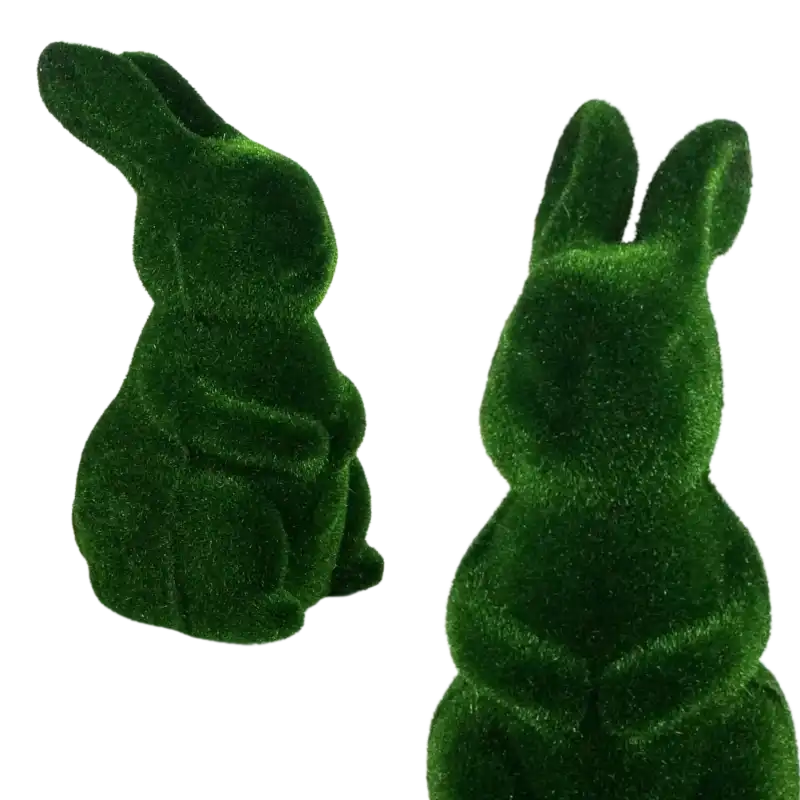 Ciemnozielony zając dekoracyjny o wysokości 16 cm, wykończony miękkim flokowanym włosiem. Idealna ozdoba wielkanocna.