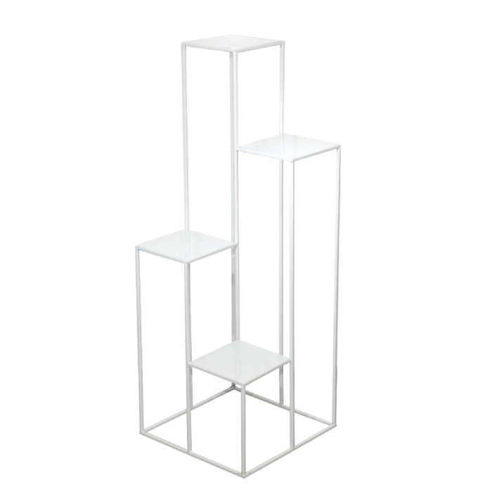 Biały kwietnik metalowy poziomowy o podstawie 40x40 cm. Nowoczesny stojak z czterema półkami o różnej wysokości do ekspozycji dekoracji w każdym wnętrzu.