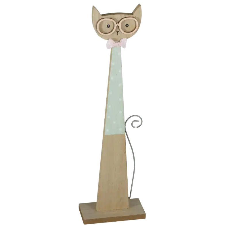 Wysoka na 35 cm ozdobna figurka kota wykonana z drewna. Postać posiada stylowe okulary, różową kokardę pod szyją oraz smukły metalowy ogon wygięty w spiralę, prezentowany na jasnym tle.