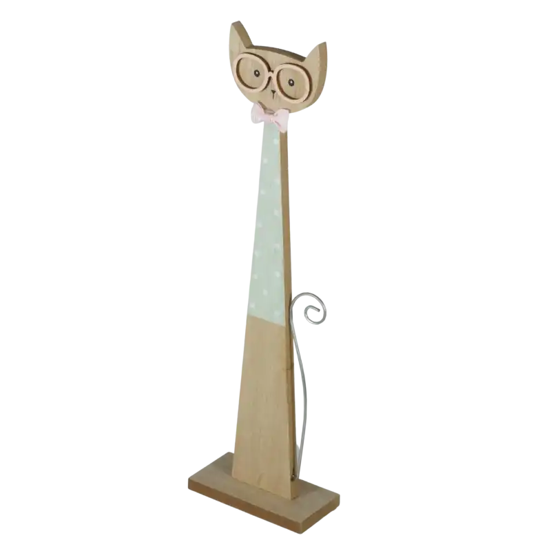 Minimalistyczna figurka kota 35 cm w nowoczesnym wydaniu. Detale obejmują drewniane okulary, kokardkę oraz metalowy ogon. Całość osadzona na podstawie zapewniającej stabilność na meblach.