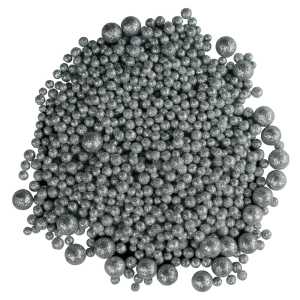 Zestaw wielu srebrnych kuleczek z brokatem o zróżnicowanych średnicach od 5 mm do 1,5 cm, przeznaczonych do dekoracji.