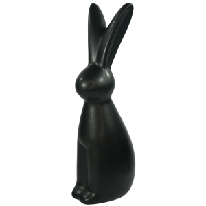 Widok z boku na czarną figurkę zająca ceramicznego 25 cm. Minimalistyczny design sprawia, że ozdoba dobrze prezentuje się w nowoczesnych aranżacjach.