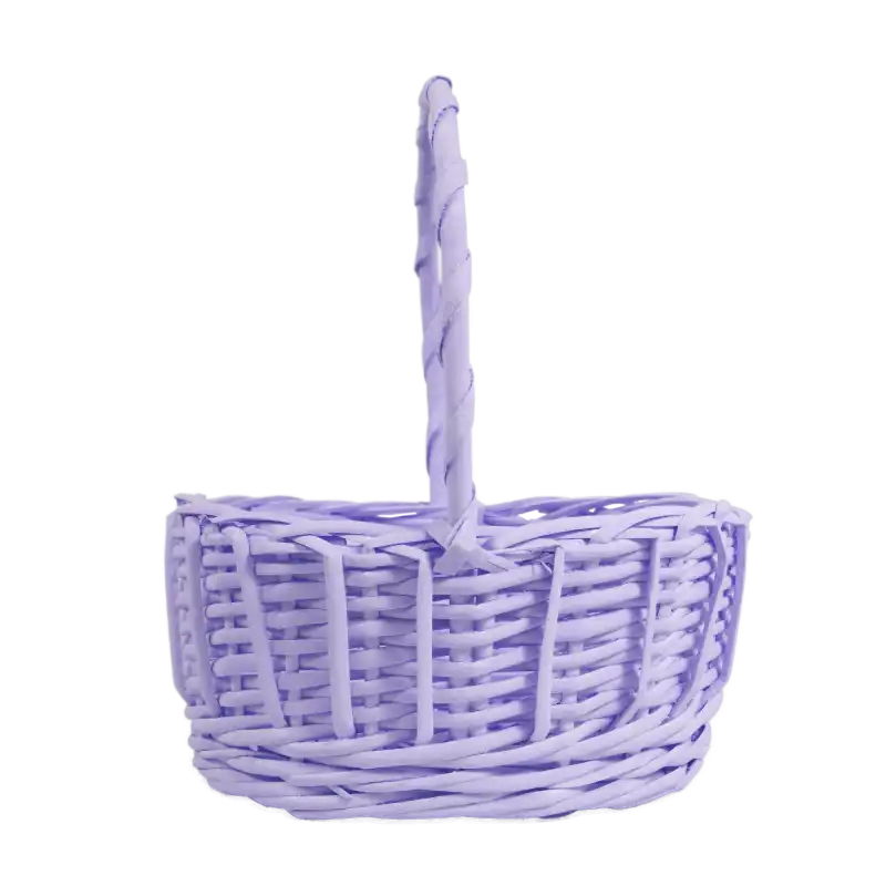 Fioletowy, owalny kosz wiklinowy o wymiarach 25x20 cm i wysokości z rączką 28 cm. Idealny jako wielkanocny koszyk.