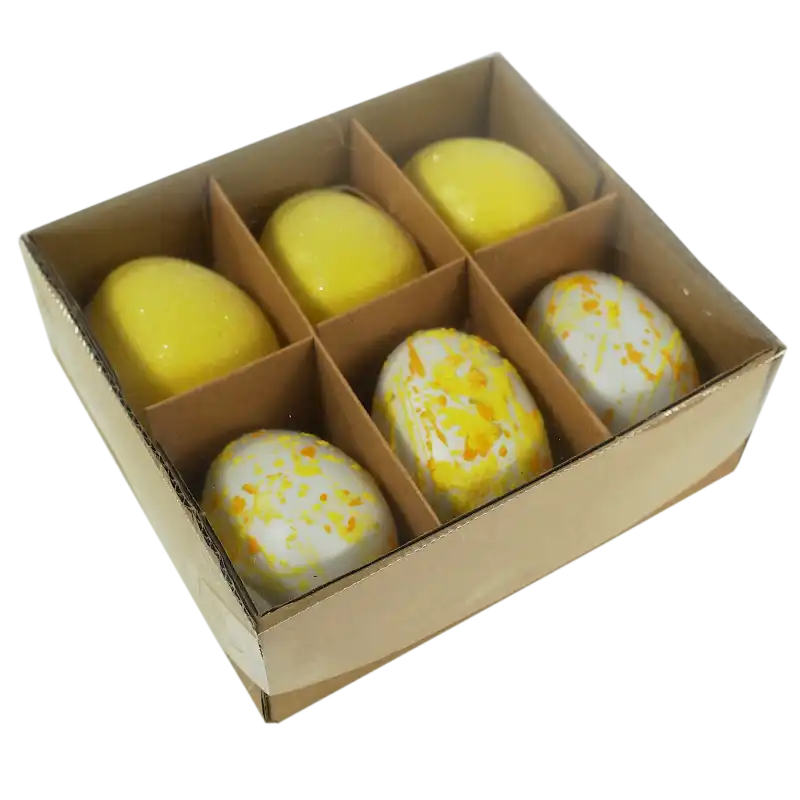 Zestaw 6 wielkanocnych pisanek zawieszek o wysokości 6 cm w słonecznych żółtych kolorach, zapakowanych w estetyczne pudełko z okienkiem.