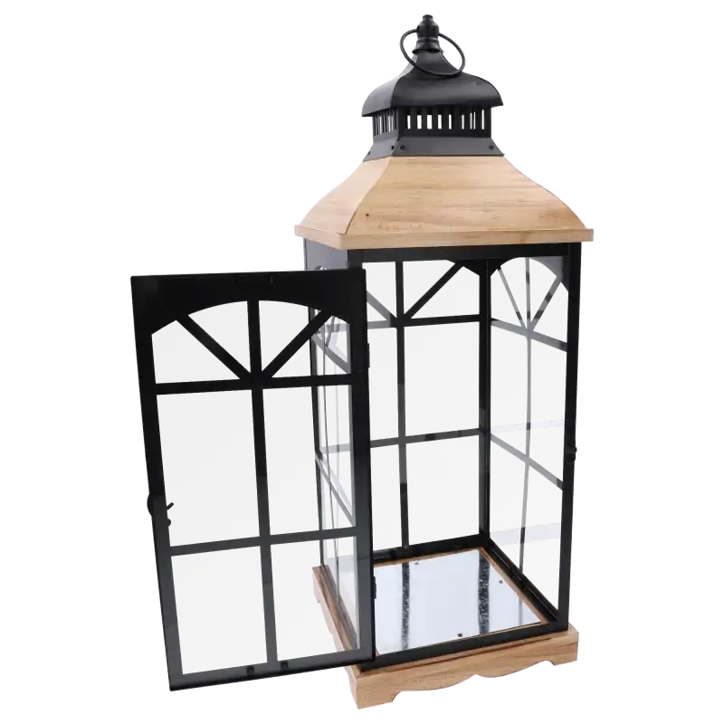 Pojedynczy lampion loftowy z otwartymi drzwiczkami, ukazujący przestronne wnętrze gotowe na wkład LED.