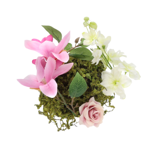 Kompozycja florystyczna na bazie kuli z mchu 14 cm z dodatkiem sztucznych róż i magnolii. Elegancka ozdoba wnętrza.