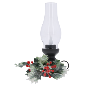Czarna lampa naftowa LED udekorowana gałązkami ostrokrzewu z czerwonymi owocami. Świąteczny akcent do każdego wnętrza.