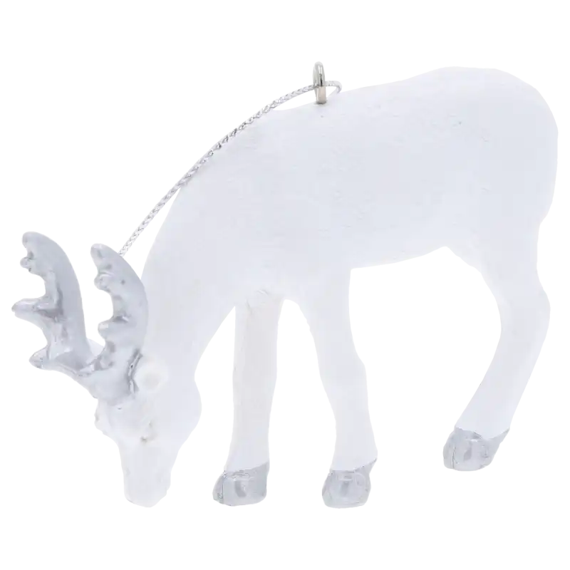 Detale figurki jelenia 6x9 cm, widoczne srebrne rogi i kopyta. Elegancka zawieszka do nowoczesnych i klasycznych wnętrz.