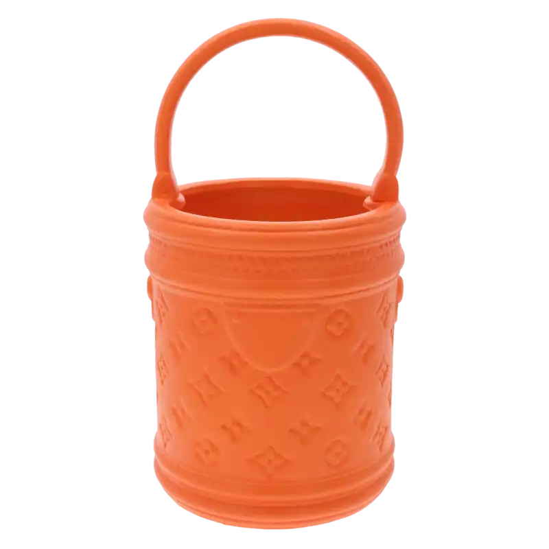 Pomarańczowa gipsowa osłonka 28x15 cm z ozdobnym wytłoczeniem widoczna w pełnym ujęciu z przodu, gotowa jako dekoracja.