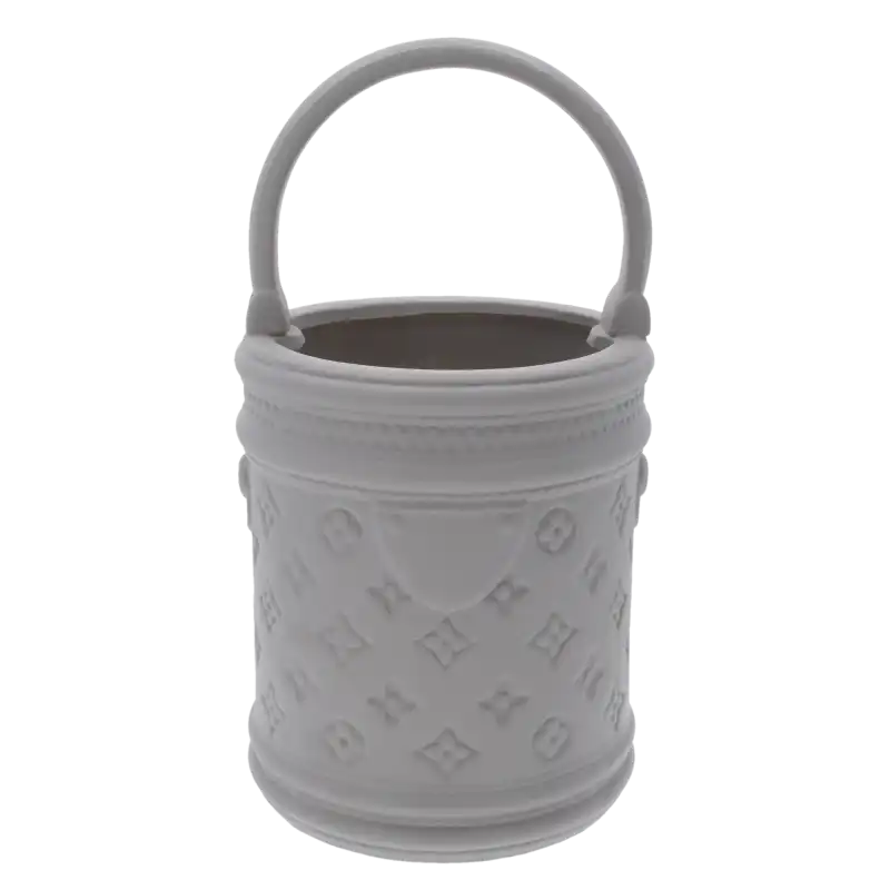 Szara gipsowa osłonka 28x15 cm o cylindrycznym kształcie z praktyczną rączką oraz ozdobnym, geometrycznym wytłaczaniem.