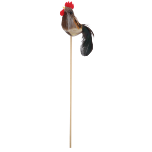 Ozdoba na piku w kształcie koguta o wysokości 9 cm. Figurka z piórami na długim drewnianym patyku gotowa do stroika.