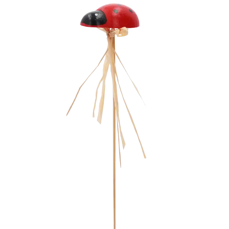 Profilowe ujęcie biedronki na piku. Detal w postaci słomkowej kokardy nadaje całości naturalny charakter w każdej kompozycji.