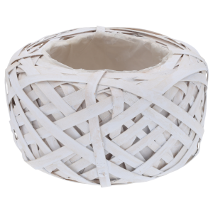 Biała osłonka rattanowa o średnicy 20 cm, wykonana z naturalnego materiału. Posiada wewnętrzną folię ochronną, idealna na kwiaty doniczkowe.