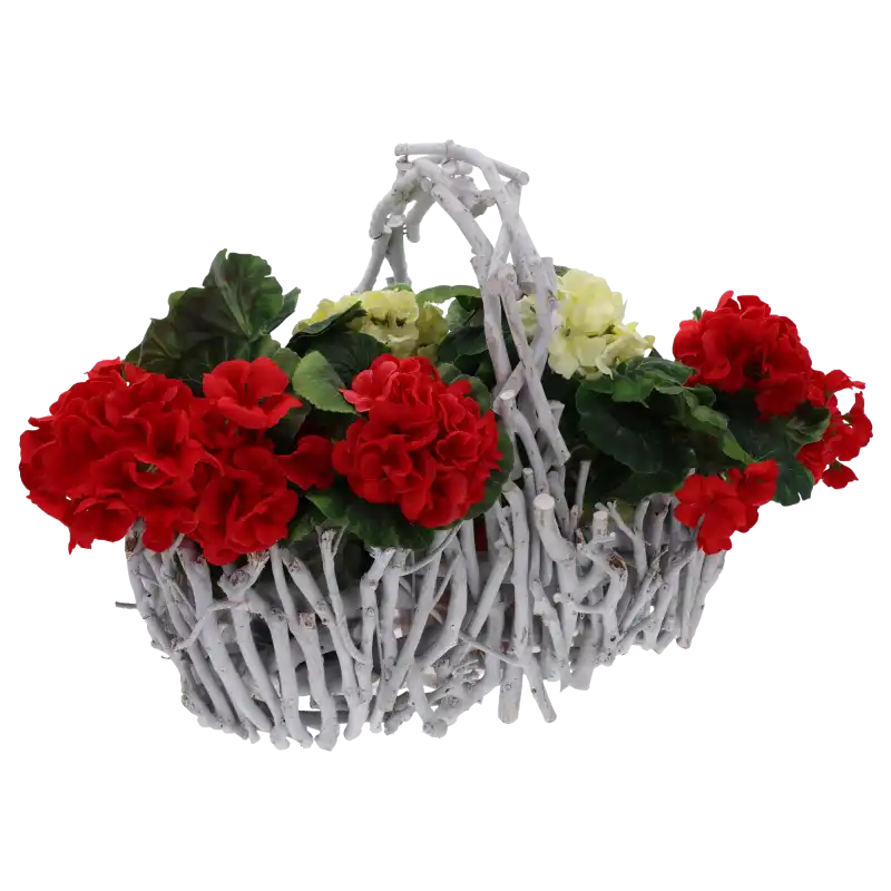 Owalna osłonka z patyków z wypełnieniem z kwiatów, prezentująca gotową kompozycję florystyczną w naturalnym stylu.