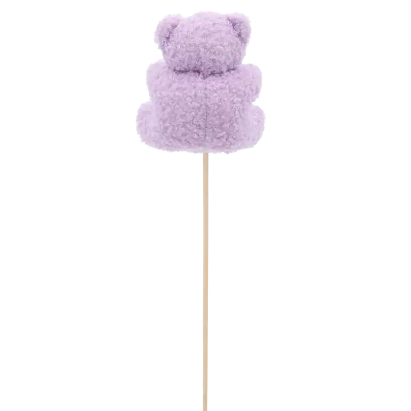 Tył pluszowego fioletowego misia na piku. Prosty design idealny jako uzupełnienie bukietów i skrzynek prezentowych.