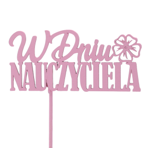 Fioletowy topper na piku z napisem W dniu nauczyciela to elegancki dodatek do personalizacji prezentów i bukietów, wykonany z naturalnego drewna w głębokim kolorze.