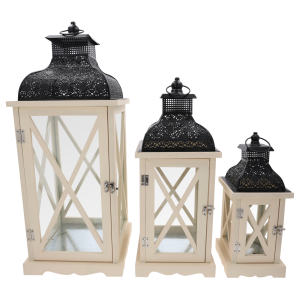 Komplet lampionów drewnianych 3 szt. o wysokości do 61 cm. Zestaw z metalowymi daszkami i szklanymi ściankami w eleganckim stylu.