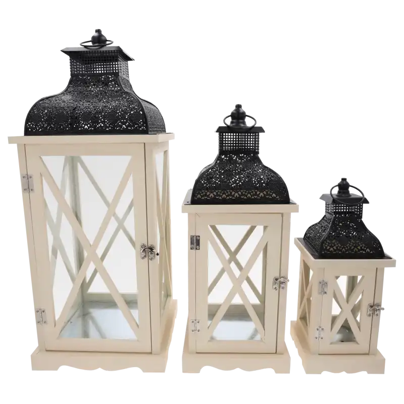 Komplet lampionów drewnianych 3 szt. o wysokości do 61 cm. Zestaw z metalowymi daszkami i szklanymi ściankami w eleganckim stylu.