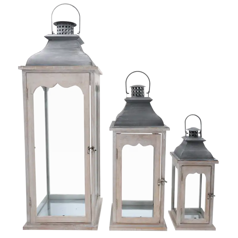 Zestaw 3 lampionów drewnianych 26x26x73/80 cm z metalowym dachem i szklanymi szybami. Elegancki komplet dekoracyjny do wnętrz.