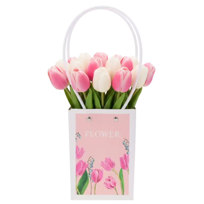 Torebka kwiatowa 34x16x11 cm z umieszczonym wewnątrz bukietem różowych i białych tulipanów. Estetyczna oprawa prezentowa dla niej.