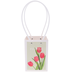 Pionowa papierowa torebka kwiatowa 31x16x11 cm z dekoracyjnym nadrukiem tulipanów i białymi rączkami na bukiety dla niej.