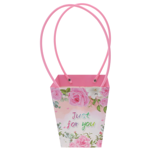 Papierowa torebka kwiatowa Just For You 34x15x12 cm z ozdobnym nadrukiem i wygodnymi uchwytami, prezentowana od frontu.