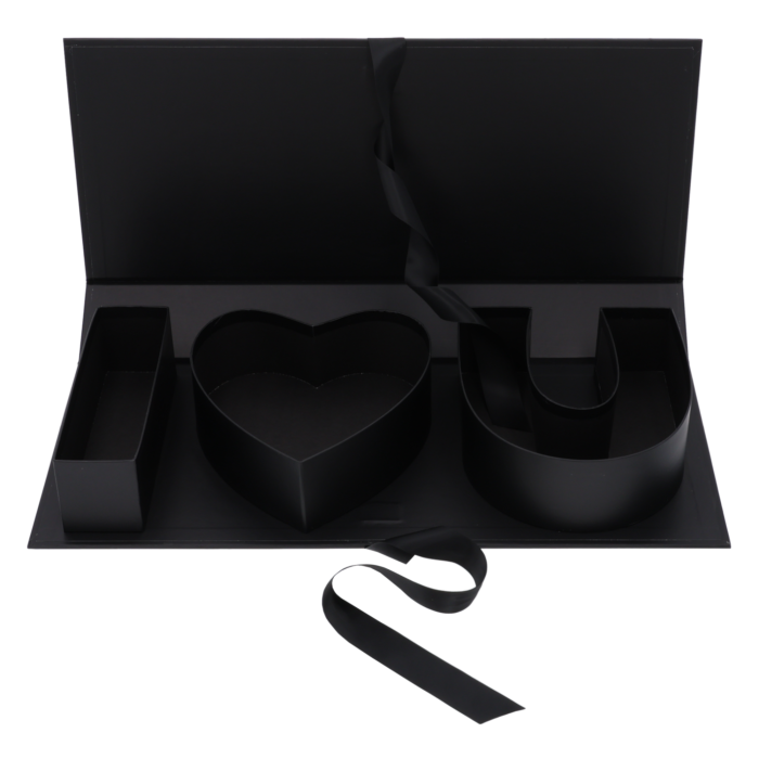 Flowerbox z literami I love you to nowoczesny box na kwiaty, który idealnie sprawdzi się jako prezent dla ukochanej osoby.