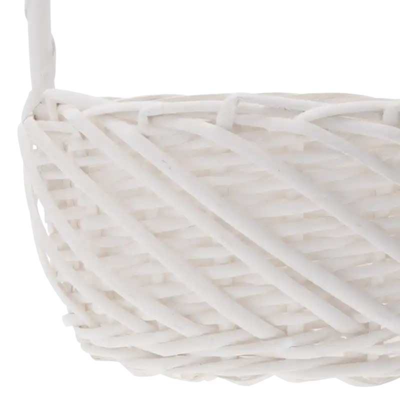 Zbliżenie na precyzyjny splot białej wikliny koszyka o średnicy 25 cm, podkreślające estetyczne wykończenie brzegów.