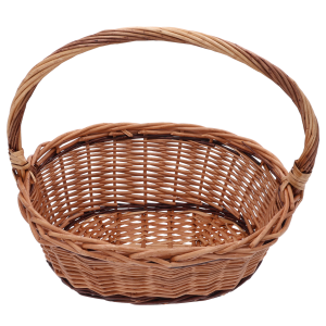 Ujęcie z góry na pusty, owalny kosz wykonany z naturalnej wikliny w brązowym odcieniu, widoczny splot rączki.