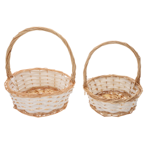 Okrągłe białe kosze wiklinowe w zestawie 2 szt. o wysokości z rączką 30 cm i 25 cm. Klasyczna forma do prezentów i święconki.