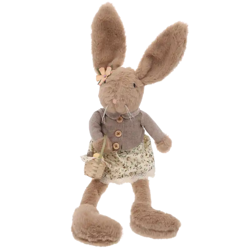 Siedzący pluszowy zając z koszykiem w kwiatowej spódniczce i żakiecie. Dekoracja wielkanocna o wysokości 65 cm z miękkiego futerka z formowanymi uszami na druciku.