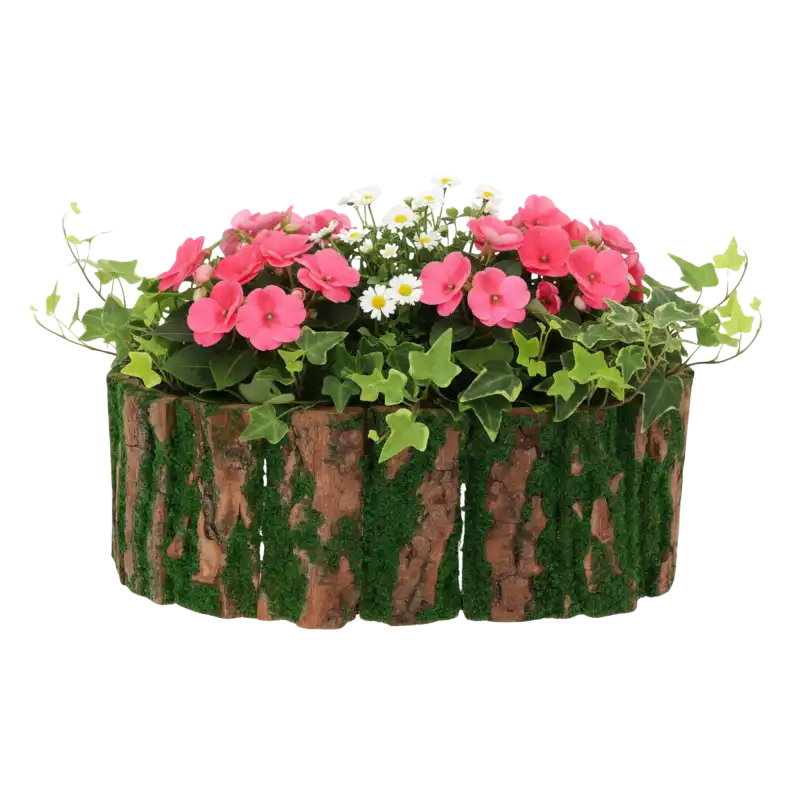 Osłonka z kory 26x20 cm wypełniona różowymi kwiatami i zielonymi pnączami, wyeksponowana na białym tle.