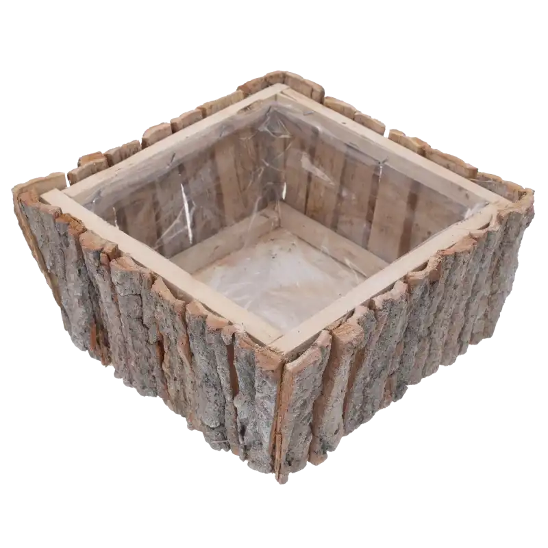 Kwadratowa osłonka z kory 25x25 cm o surowej fakturze, wyposażona w wewnętrzną folię ochronną do bezpiecznego sadzenia roślin.