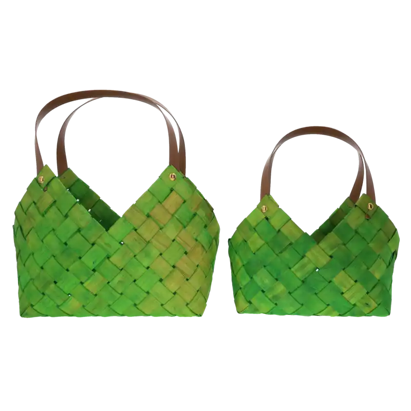 Zestaw dwóch zielonych toreb dekoracyjnych na kwiaty o wysokości 30 cm, wykonanych z naturalnych surowców z brązowymi uszami. Idealne osłonki na doniczki do wnętrz boho.