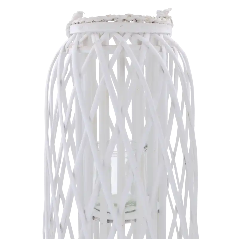 Detale konstrukcyjne lampionu z naturalnej wikliny, skupiające się na widocznym wnętrzu z przezroczystym szklanym wkładem o średnicy 10 cm.