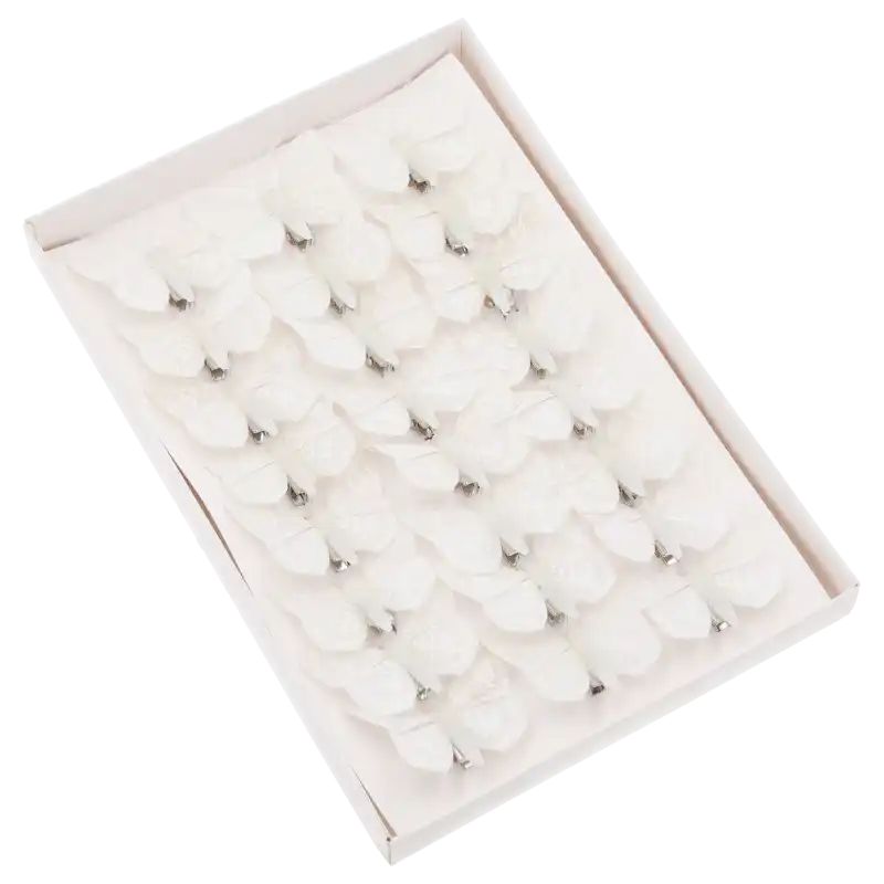 Zestaw 24 sztuk białych motyli na klipsie o wielkości 5 cm, eleganckie artykuły dekoracyjne w pudełku.