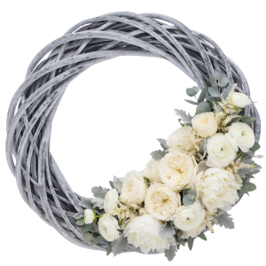 Elegancki wianek wiklinowy 30 cm udekorowany jasnymi różami, piwoniami i drobnymi zielonymi akcentami roślinnymi.