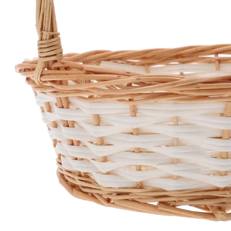 Zbliżenie na splot kosza wiklinowego o średnicy 35 cm, pokazujące fakturę naturalnego materiału przy uchwycie.