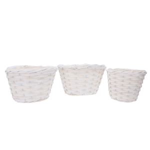 Komplet trzech białych okrągłych osłonek rattanowych w różnych rozmiarach: 15 cm, 20 cm oraz 23 cm. Uniwersalny dodatek do wnętrz z folią ochronną.