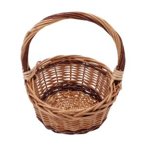Okrągły brązowy koszyk wiklinowy 22 cm z pałąkiem na białym tle
