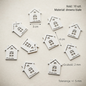 Zestaw 10 białych, drewnianych domków o wymiarach 3x4 cm i grubości 2 mm, idealnych do ozdób świątecznych.